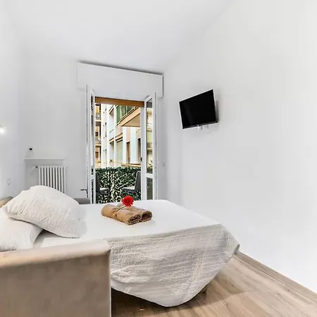 Alessia's Flat- Borgo Palazzo アパート *