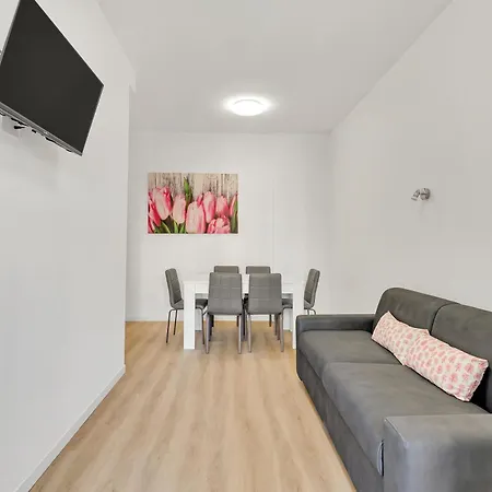 Alessia's Flat- Borgo Palazzo アパート ベルガモ