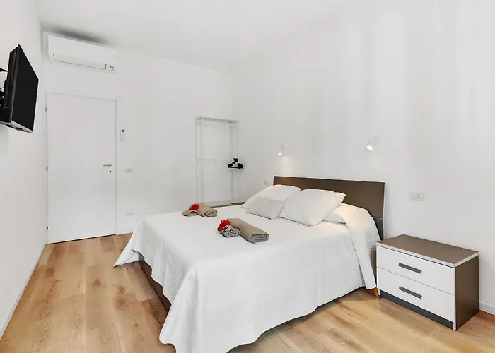 Alessia's Flat- Borgo Palazzo شقة *